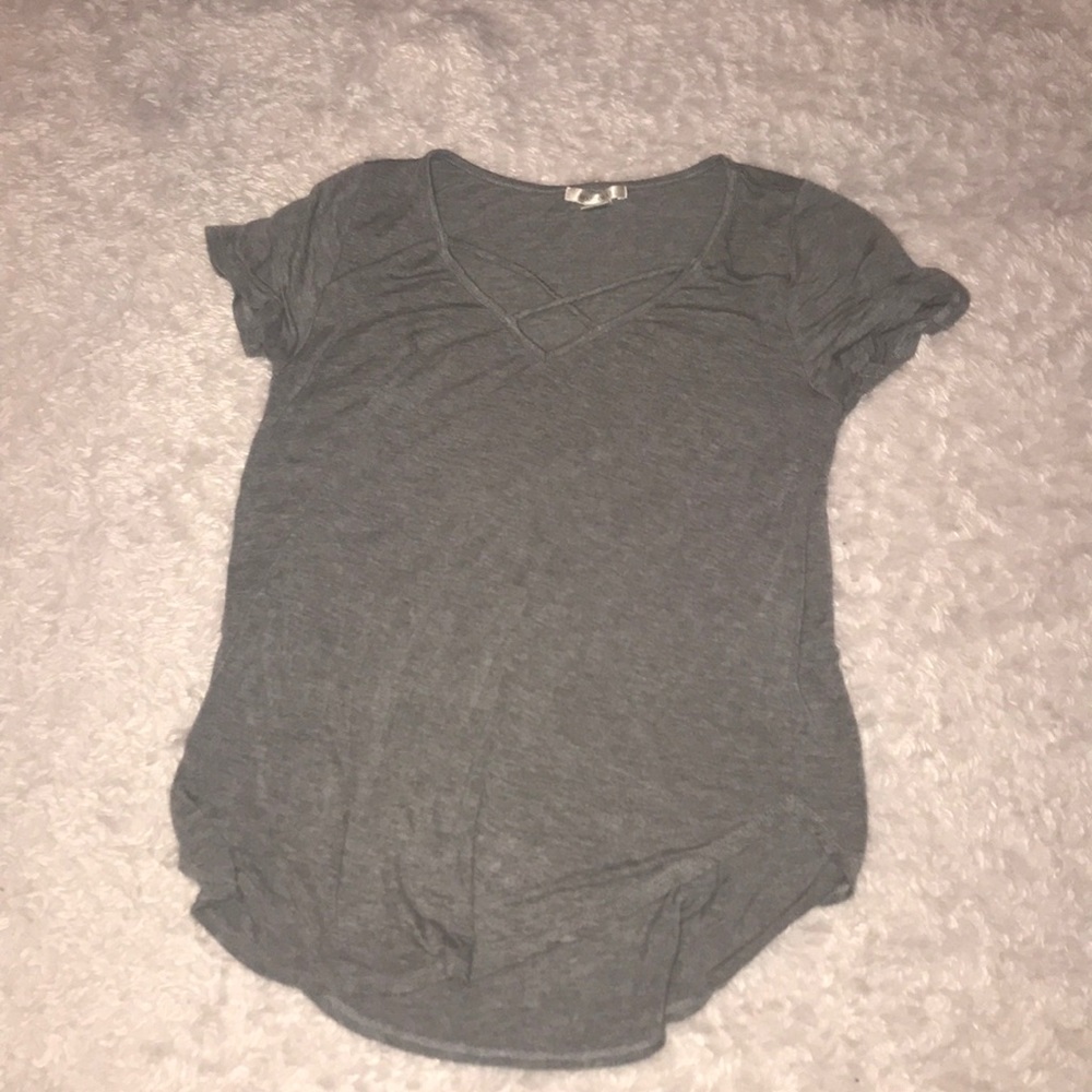 Grey cross t shirt